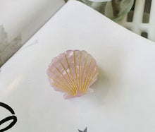 Load image into Gallery viewer, MINI SHELL HAIR CLAW