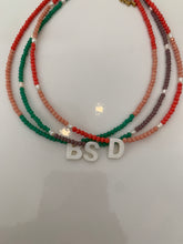 Load image into Gallery viewer, KIDS DAISY BEAD NECKLACE
