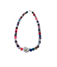 Load image into Gallery viewer, SHELL CASADE NECKLACE
