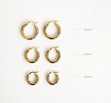 Load image into Gallery viewer, CLASSIC HOOP GOLD PLATED
