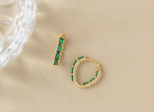 Load image into Gallery viewer, V-SHAPE HOOPS GOLD AND SILVER - JEWELRY
