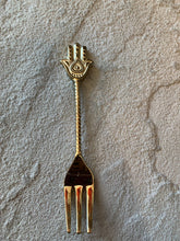 Load image into Gallery viewer, FORK BRASS ASSORTED
