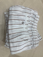 Load image into Gallery viewer, STRIPE MENS SHORTS - LINEN
