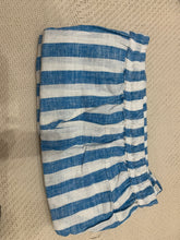 Load image into Gallery viewer, STRIPE MENS SHORTS - LINEN
