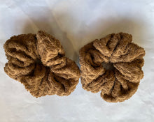 Load image into Gallery viewer, SCRUNCHIES
