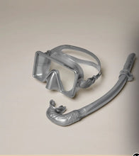 Load image into Gallery viewer, BARBADOS DIVE MASK AND SNORKEL
