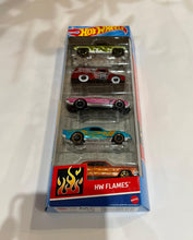 Load image into Gallery viewer, HOT WEELS GIFT PACK SERIES
