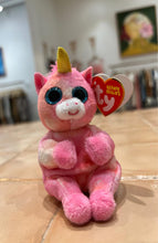 Load image into Gallery viewer, BEANIE ANIMALS KEYCHAIN

