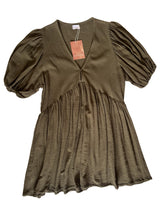 Load image into Gallery viewer, PANTAI COVER UP V NECK
