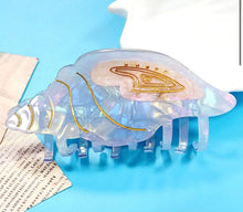 Load image into Gallery viewer, CONCH HAIR CLAW
