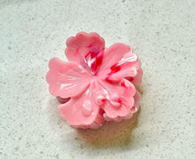 Load image into Gallery viewer, SAKURA MARBLE HAIR CLAW
