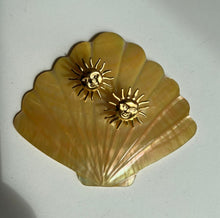 Load image into Gallery viewer, SOLEIL EARRING GOLD STUD - JEWELRY
