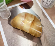 Load image into Gallery viewer, DUMPLINGS HAIR CLAW
