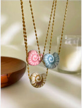 Load image into Gallery viewer, CONCH CERAMIC PENDANT NECKLACE
