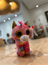 Load image into Gallery viewer, BEANIE ANIMALS KEYCHAIN
