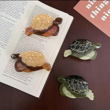 Load image into Gallery viewer, TURTLE HAIR CLAW
