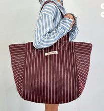 Load image into Gallery viewer, DOS OMBRE XL BENGALI BAG TOTE/BEACH BAG
