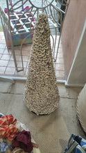 Load image into Gallery viewer, SHELL CHRISTMAS TREE
