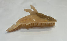 Load image into Gallery viewer, WHALE HAIR CLAW
