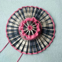 Load image into Gallery viewer, VELINA FOLDING HAT
