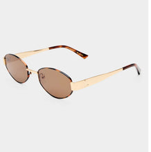 Load image into Gallery viewer, THE BOSTON - LUV LOU SUNGLASSES
