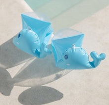 Load image into Gallery viewer, SWIMMING ARM BAND FLOATIES KIDS
