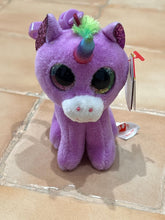 Load image into Gallery viewer, BEANIE ANIMALS KEYCHAIN
