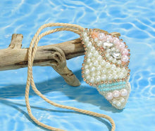 Load image into Gallery viewer, HANDMADE BEADED BAG CHARM
