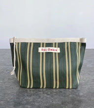 Load image into Gallery viewer, DOS OMBRÉ BENGALI CLUTCH
